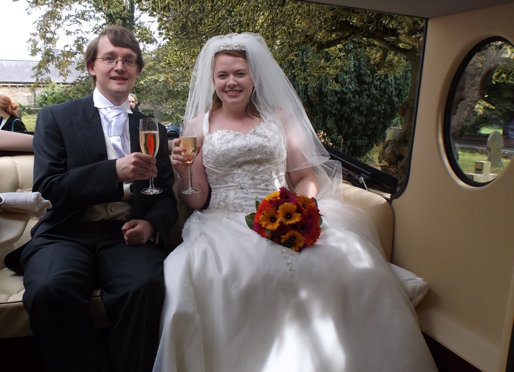 St Mark's Swindon Wedding for Lizzie and Sam