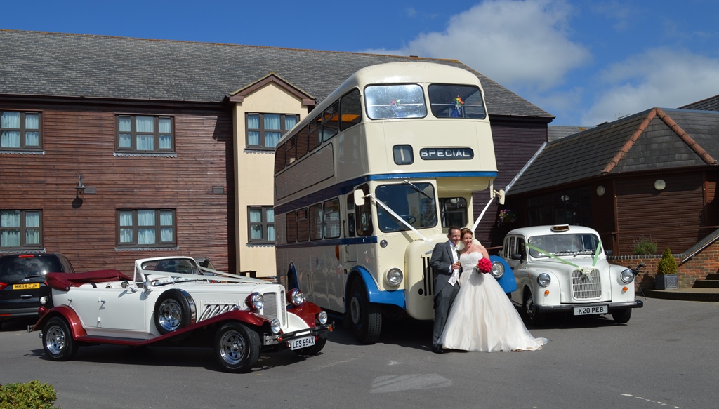 Wiltshire Hotel Wedding - Michelle and Duncan