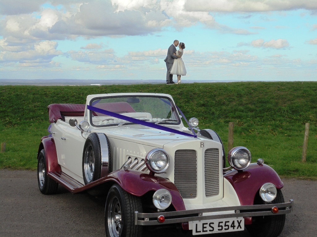 Photo Shoot at Barbury Castle for Leanne & Lee