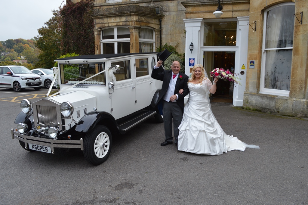 Limpley Stoke Hotel - Niki leaving for her wedding