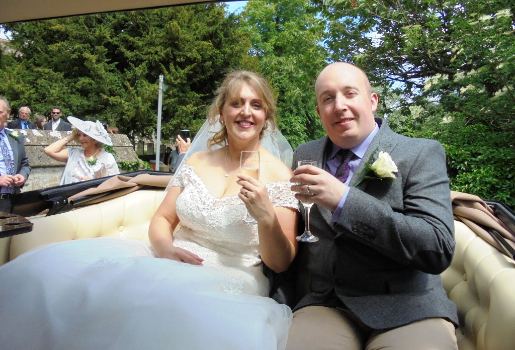 South Cerney wedding for Pippa & Barney