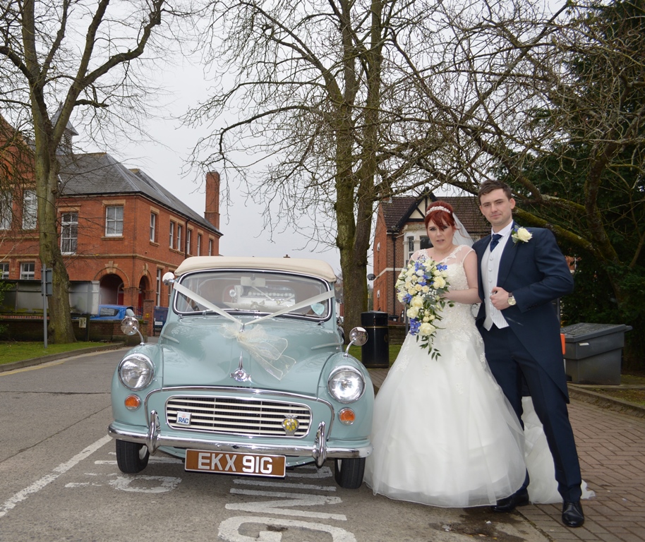 Lucy and Ben with Morris Minor wedding car