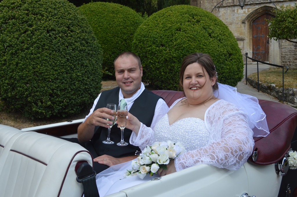 St Mary's Purton wedding for Donna & Matthew