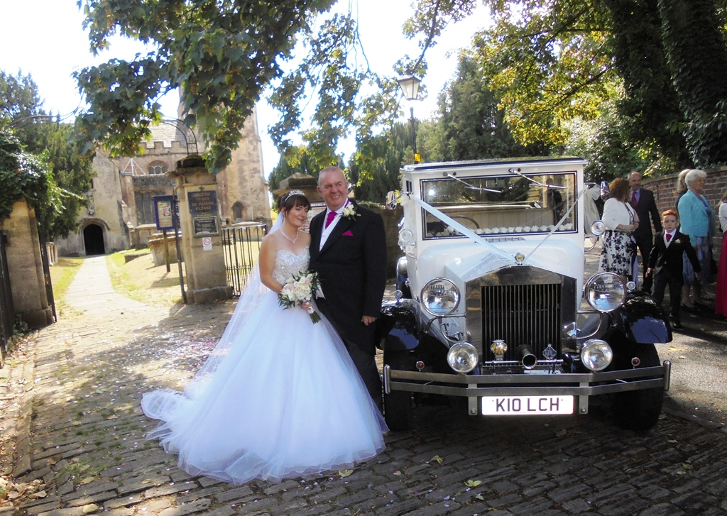 Melksham wedding for Lisa & Neil