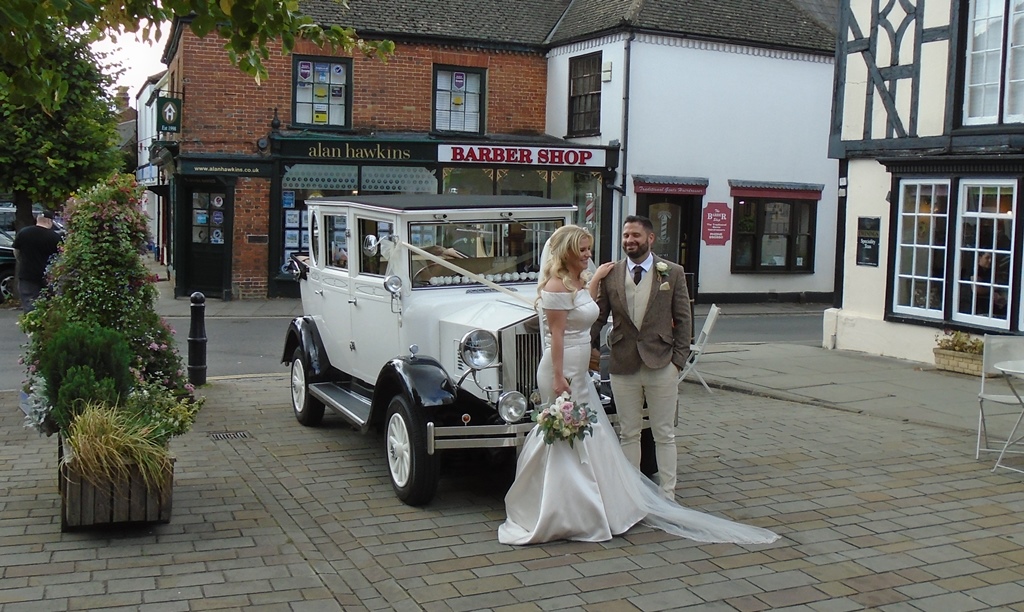 Hayley and Craig at RWB with Imperial wedding car