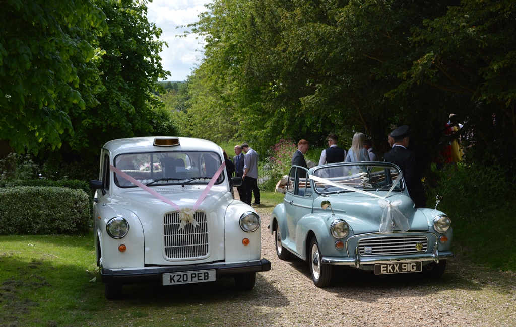 Fairway and Morris Minor wedding cars