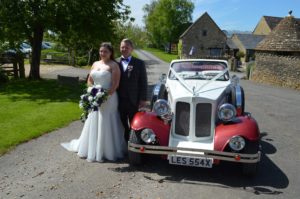 Faye & Jamie arrive at Winkworth Farm