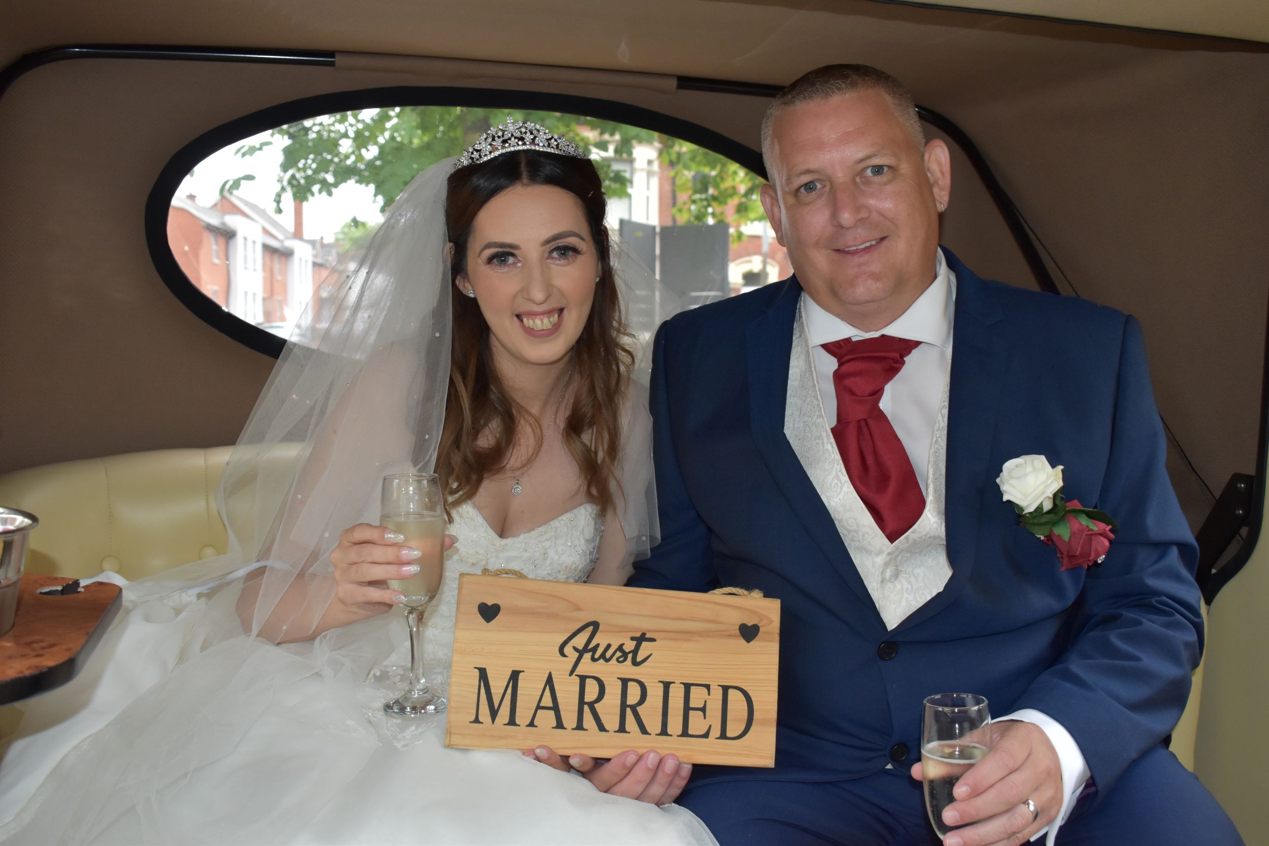 Swindon Marriott Hotel wedding reception for Darren and Abigail