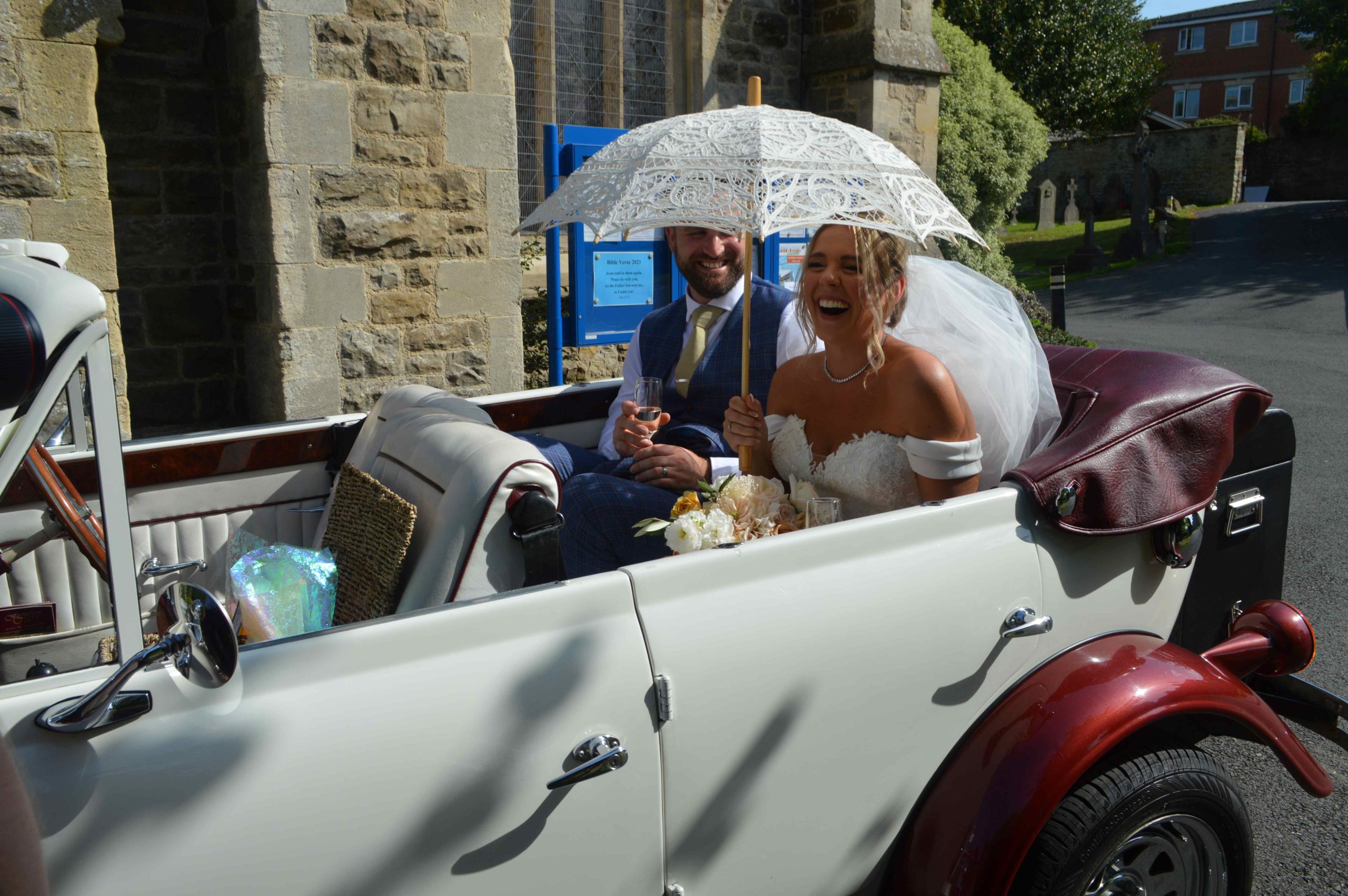 Christ Church Swindon wedding for Lucy and Eddy 9 September 2023