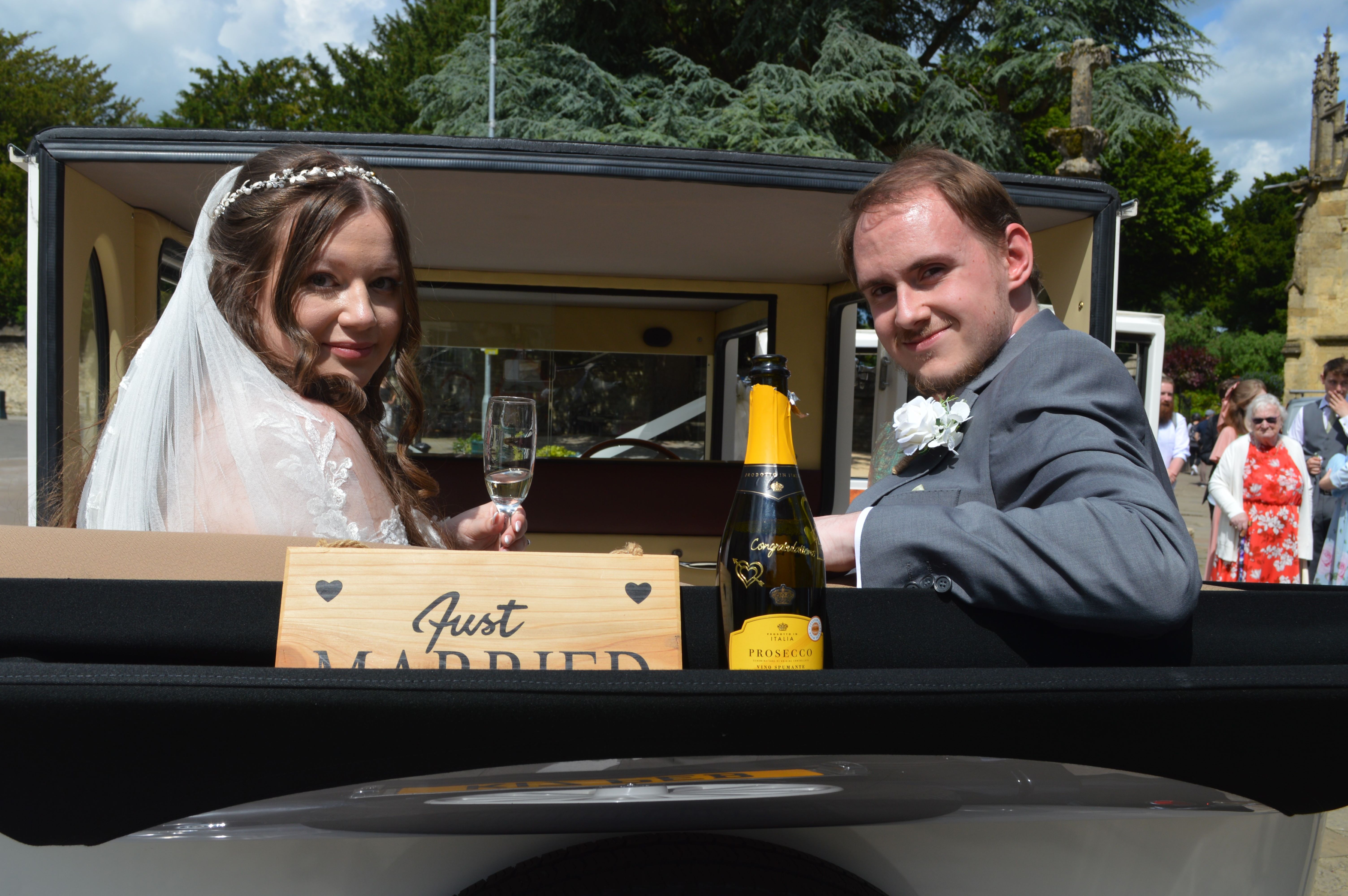 Cotswolds wedding for Ashleigh and Ben 17 June 2024