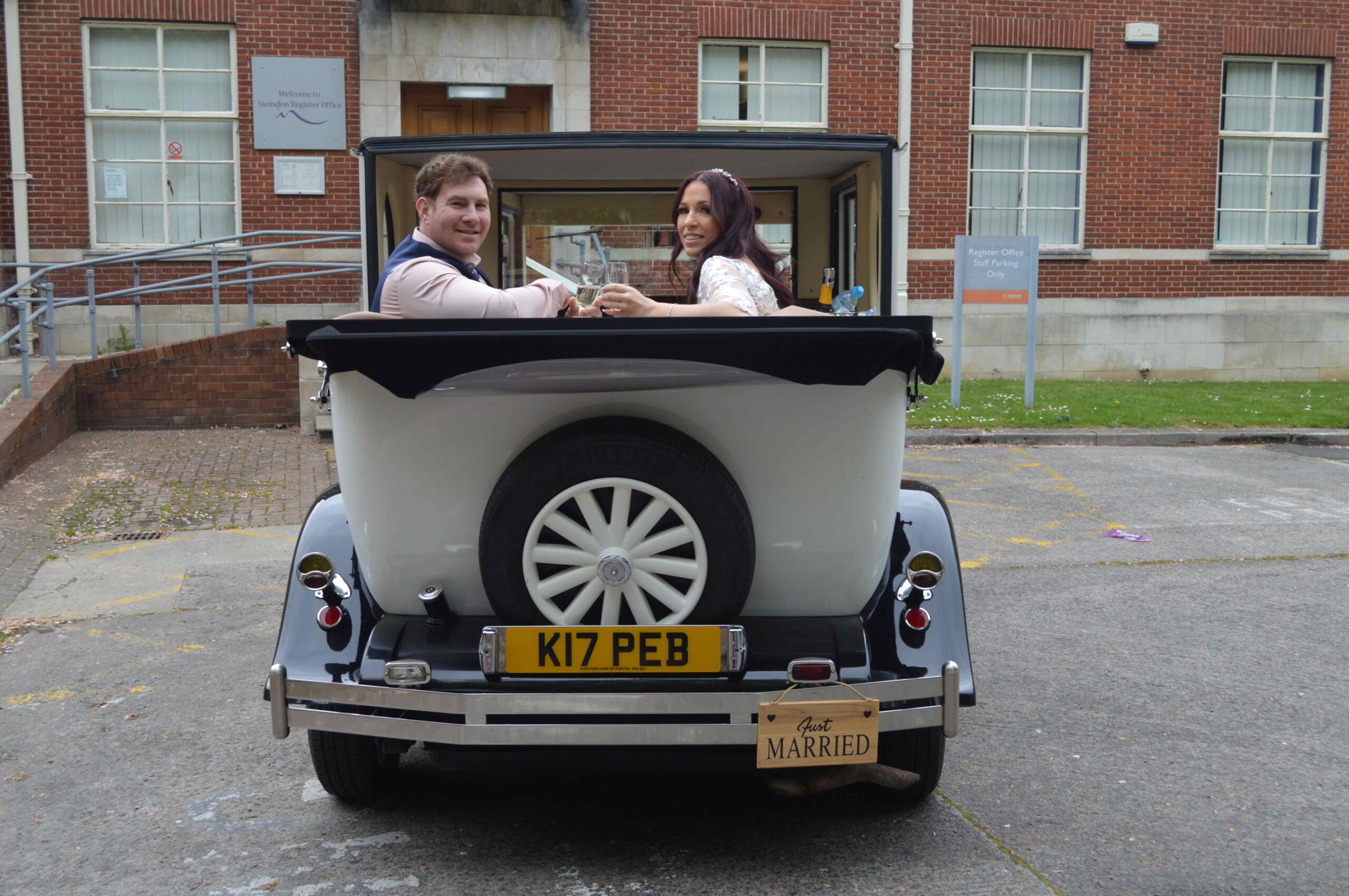 Swindon Register Office wedding for Lisa and David 26 April 2025