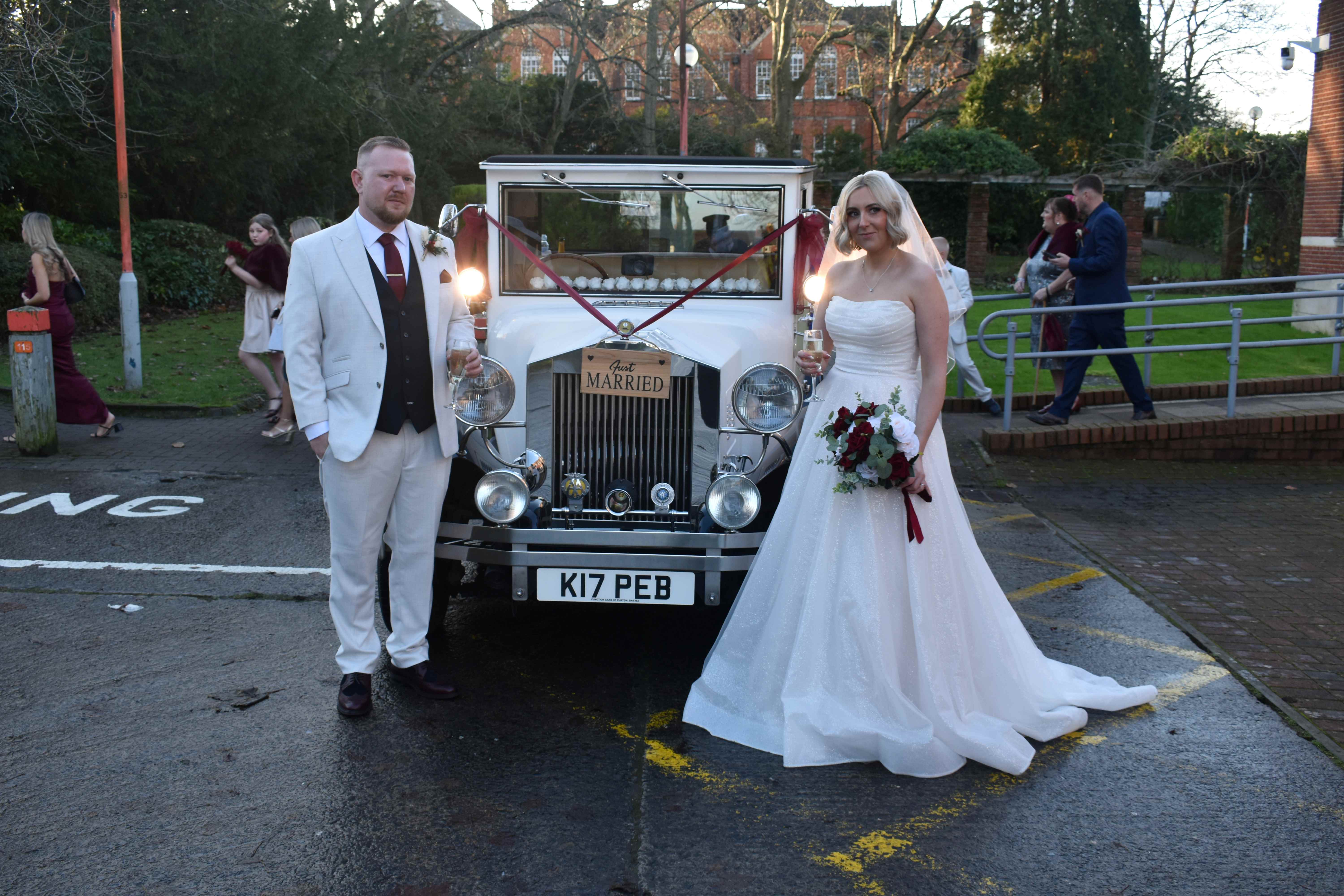 Swindon Register Office wedding for Kitty and Joshua 20 December 2025